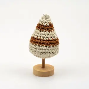 Abril Chrismas Woven Tree In Pine Solid Wood Holder